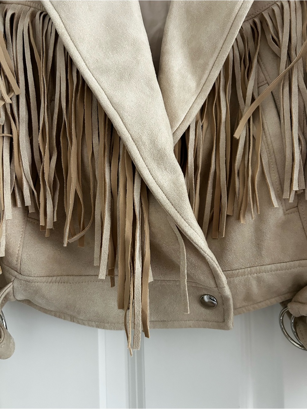 Forever 21 Beige Suede Fringe Cropped Jacket - Picture 4 of 7